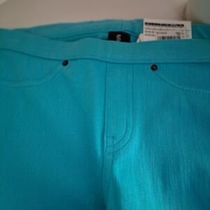 HUE Vibrant Blue Apparel